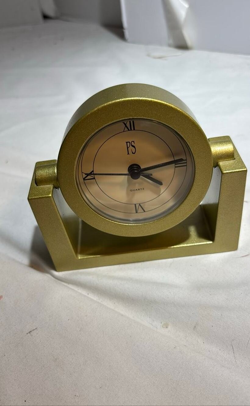 PS Limited Edition Quartz Desk Clock